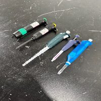 Lot Of Various Single Channel Pipettes image 1